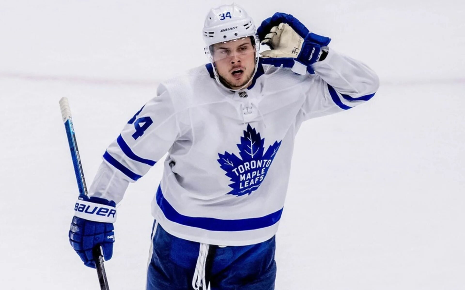 Остон мэттьюс. Остон мэтьюс торонто. Austin matthews. Остон мэтьюс торонто мэтьюз. Остон мэтьюз.