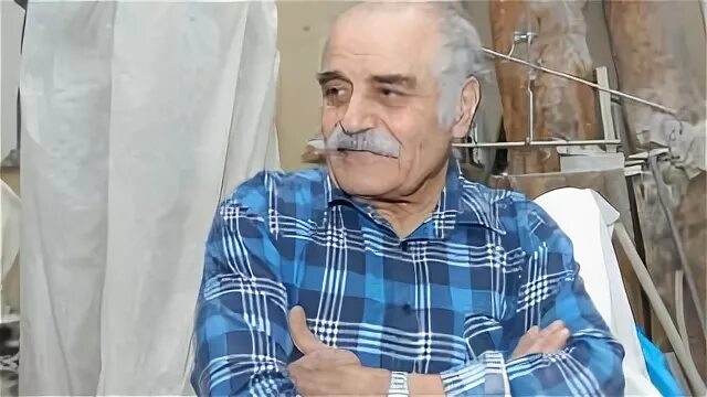 Скульптор авакян челябинск. Авакян вардкес айкович скульптор. Вардкес авакян челябинск. Авакян вардкес айкович. Скульптор авакян челябинск.