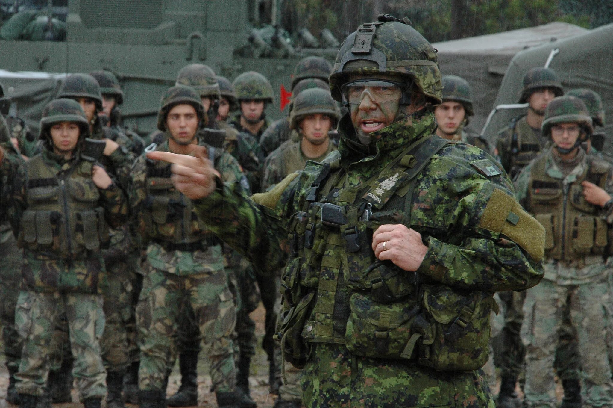 Под военно число