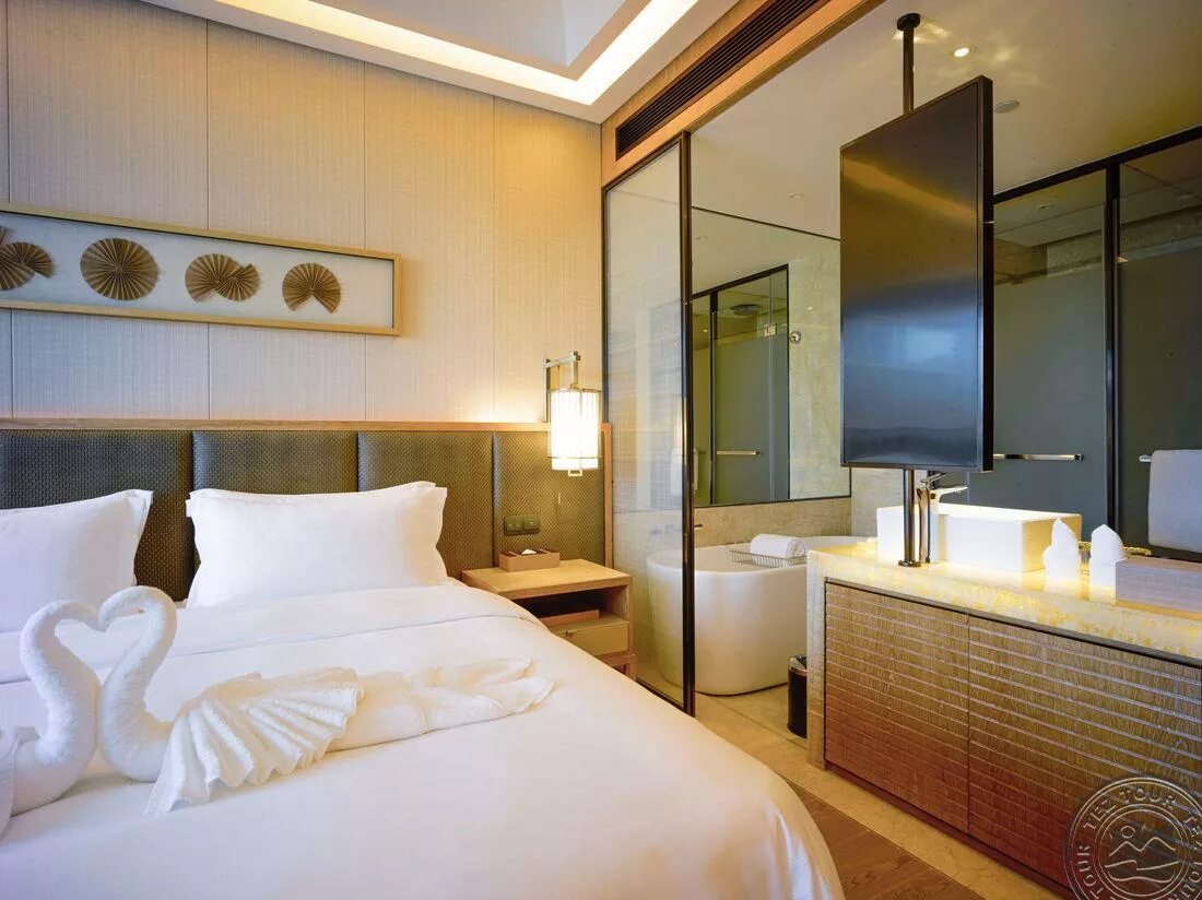 Phoenix island resort sanya 5*. Харман отель хайнань. Отель в китае санья жемчужина. Harman hotel sanya 5 отзывы. Harman 5 дадунхай.
