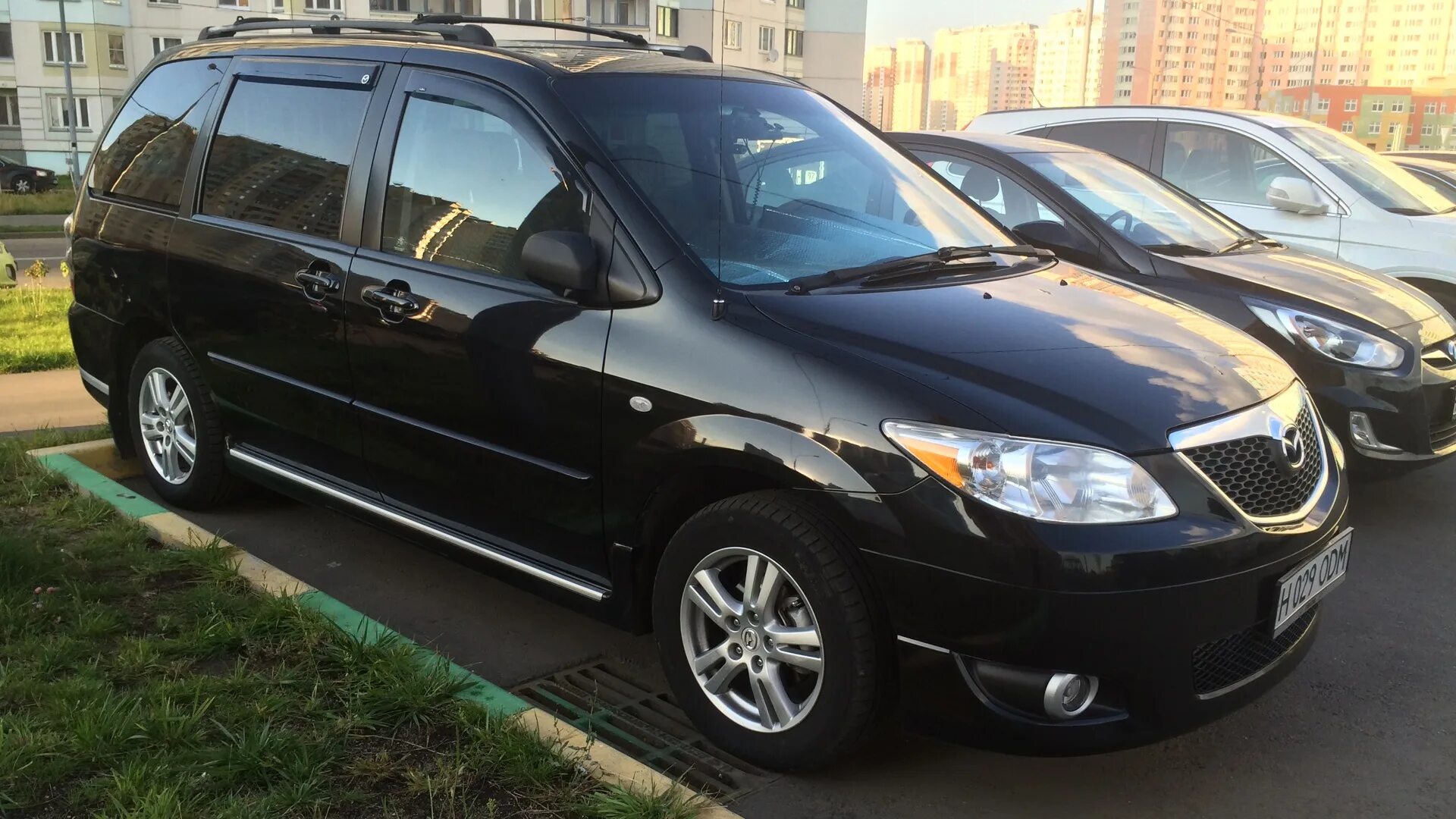 Продажа мазда мпв. Mazda MPV 3.0. Mazda MPV v6. Mazda MPV 3 2006. Mazda MPV 2003 v6.