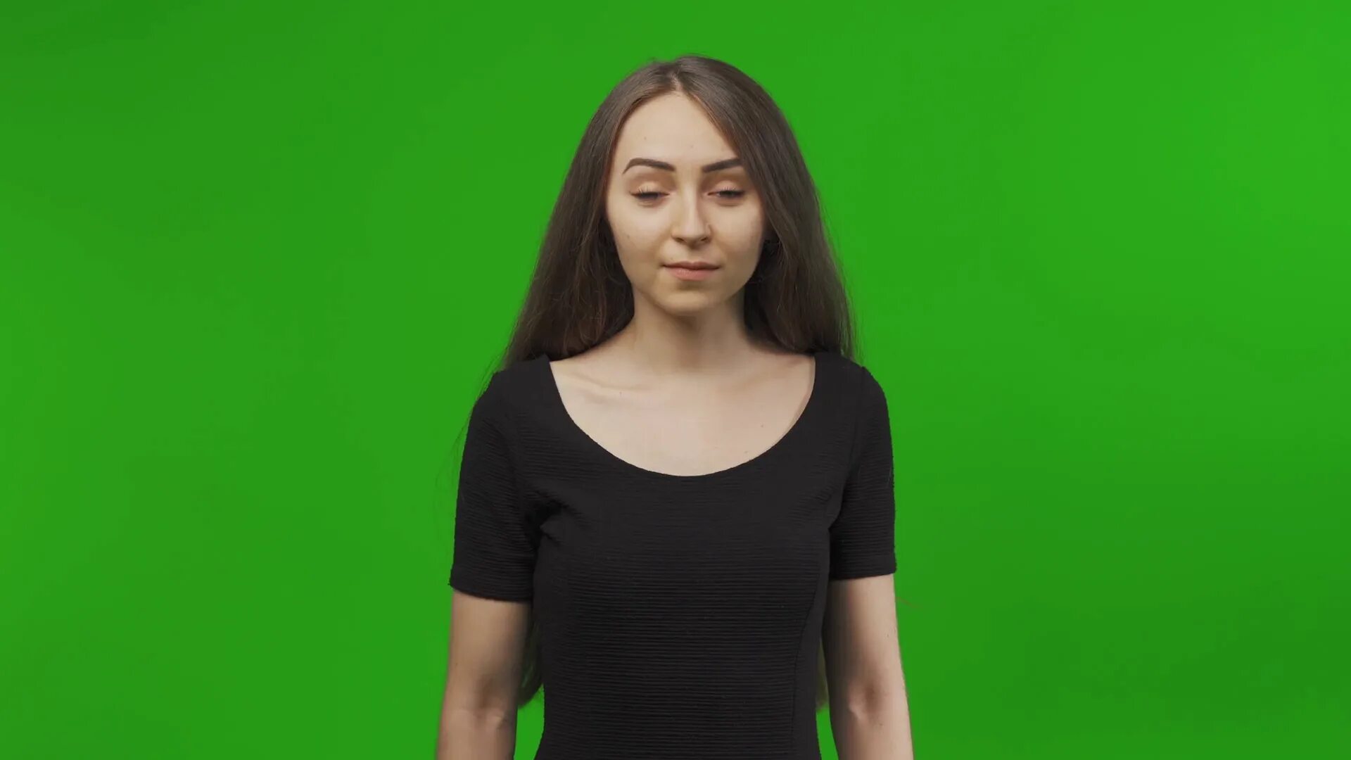 Woman portrait green screen. Девушка на фоне хромакея. Girl green screen. Girl green screen. Девушка хромакей.
