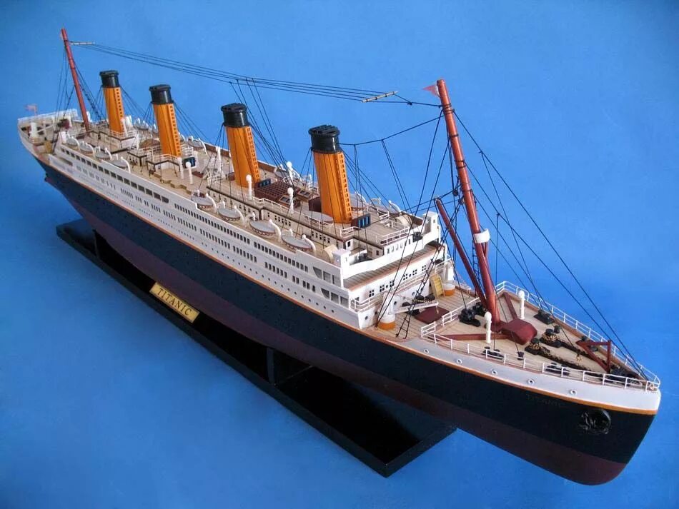 Build titanic. Rms titanic модель. маритайм титаник. rms titanic модель zvezda. титаник модель из дерева.