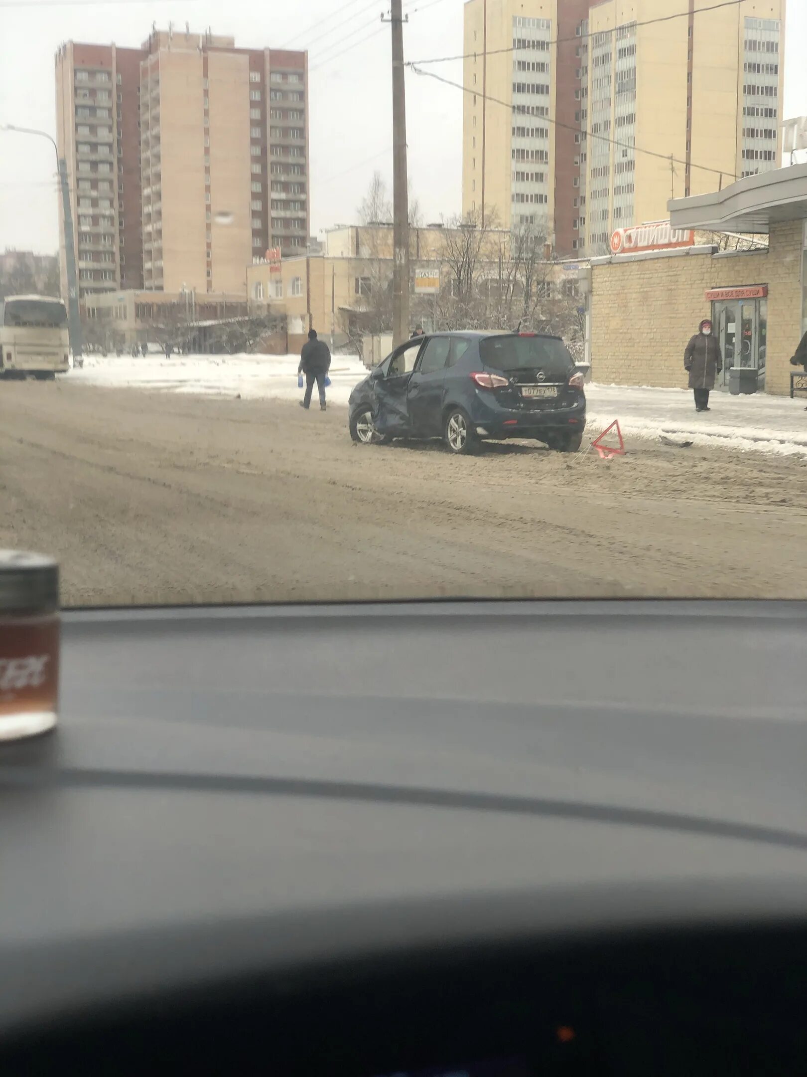 Авария Олеко Дундича и Бухарестская. Авария на Бухарестской вчера. Бухарестская улица ДТП. Фонтанка ру криминал
