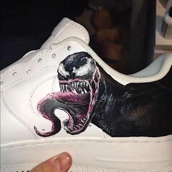 Найк форсы веном