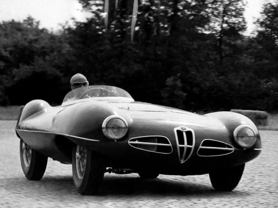 Alfa Romeo 1900 Spider. Альфа Ромео 1952. Alfa Romeo 1952 года. Альфа Ромео 1900м.
