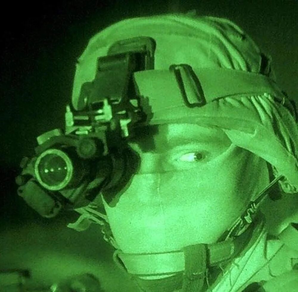 Как сделать ночного видения. Тепловизор Night Vision. Прибор ночного видения военный ПНВ. Монокль ночного видения Night Vision. Night Vision 2 тепловизор.