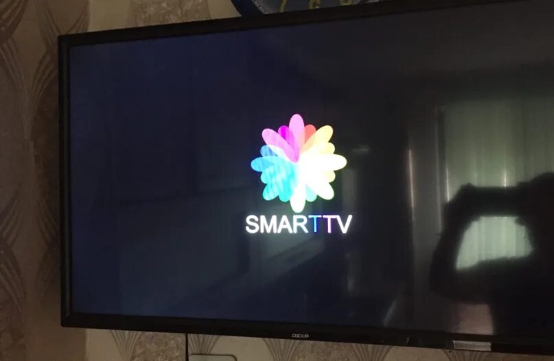 Samsung сам выключается