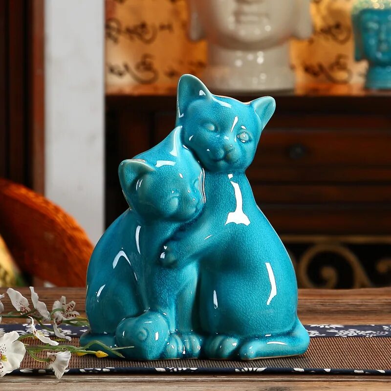 Керамическая кошка купить. Фигурки из керамики. Керамические статуэтки. Керамика фигурки животных. Кошка керамика.