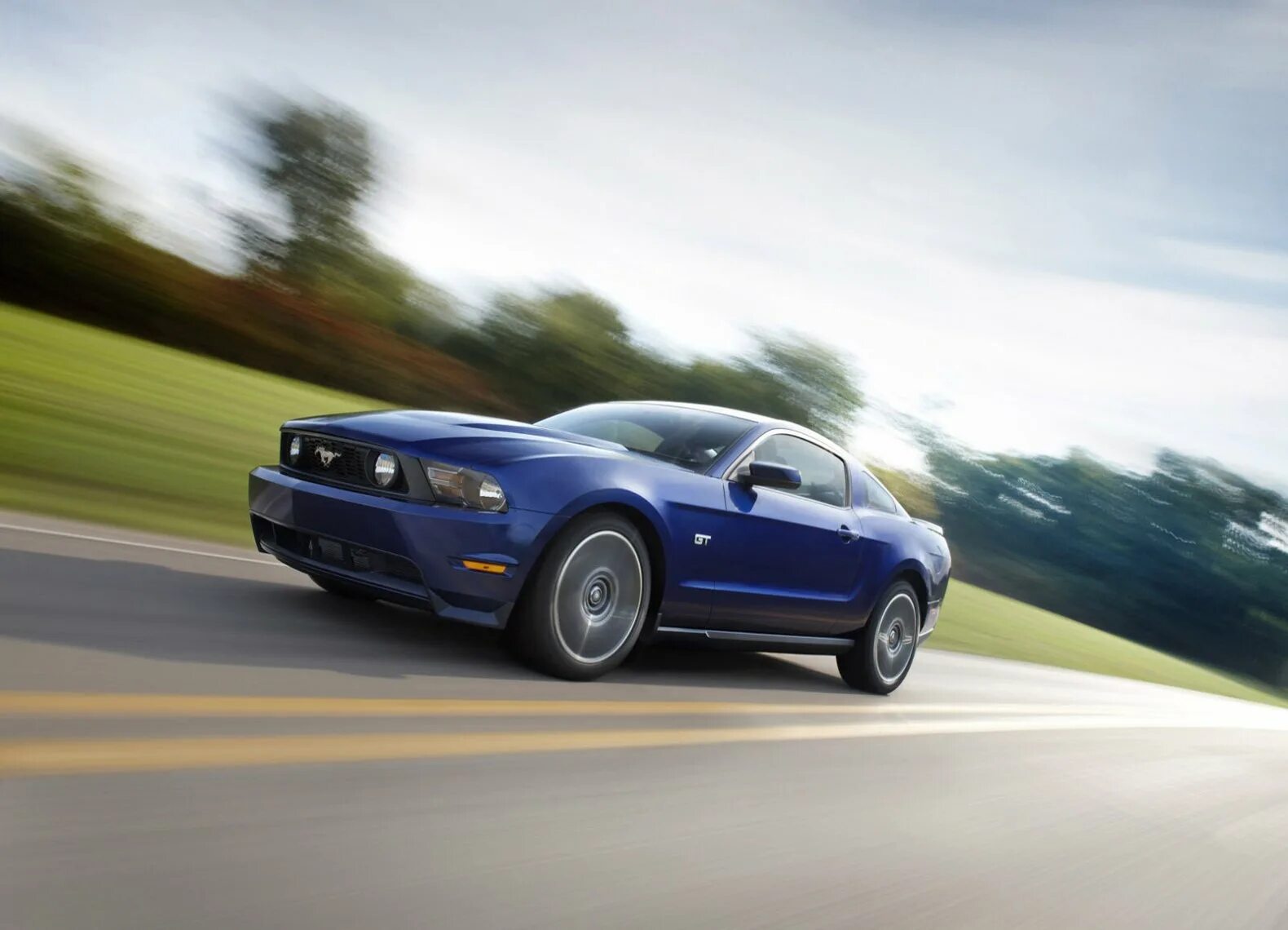 Мустанг какая скорость. Mustang 2010 gt. Форд мустанг шелби gt 500 жажда скорости. Спидометр форд мустанг 2020. Ford shelby gt500.