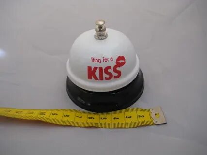 Kiss bell