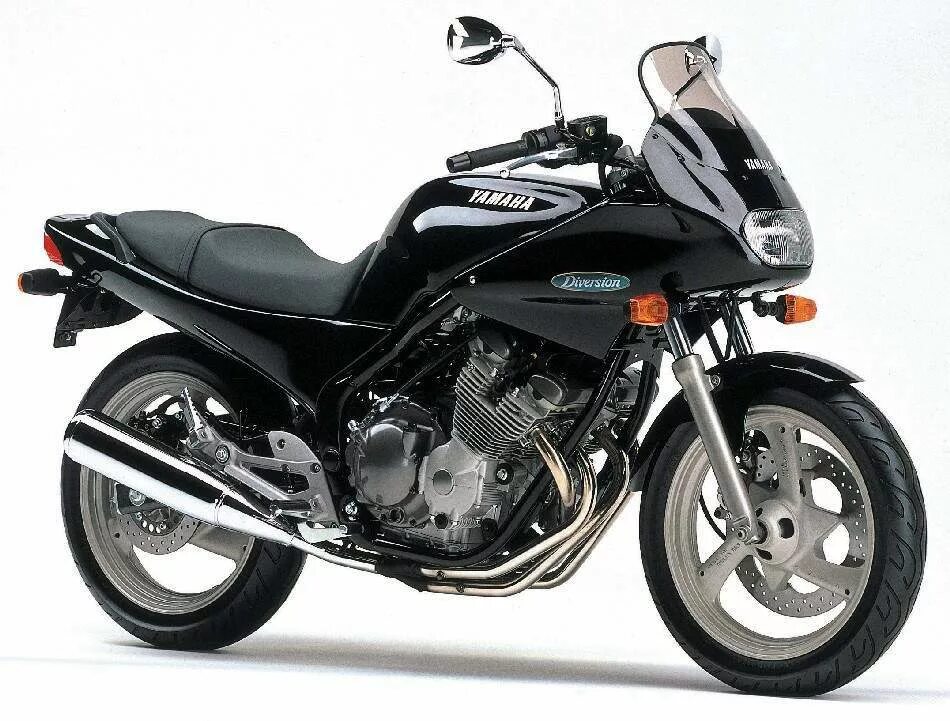 Yamaha xj400 diversion. Yamaha XJ 400. Yamaha diversion 400. Ямаха xj400 диверсия.