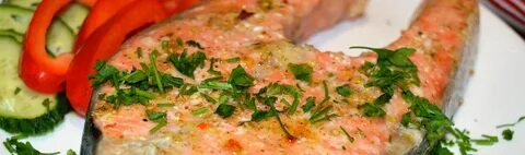 Стейки форели с картошкой