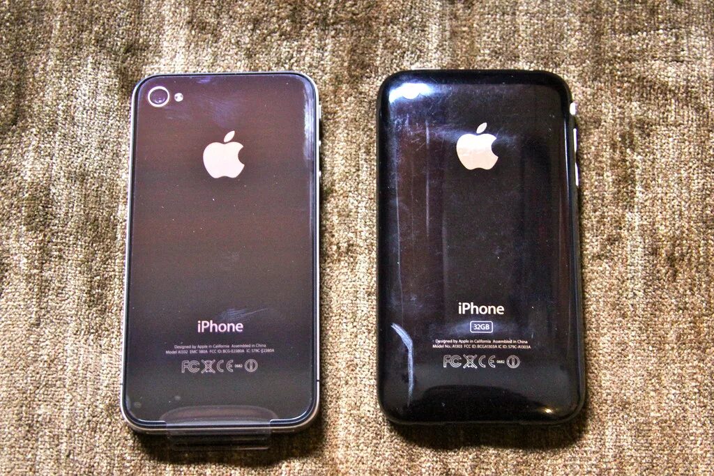 Сравнение с 23 с айфоном. Айфон 3gs Макс. Iphone 23. Iphone 3 Pro. S23 iphone Mini.