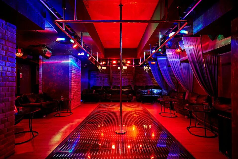 Ионотека, лиговский 50к16. Клуб 50 50 адрес. Бильярд 50 на 50. Ситилинк ставрополь 50 лет влксм 107. Бильярдный зал 50/50, новосибирск.