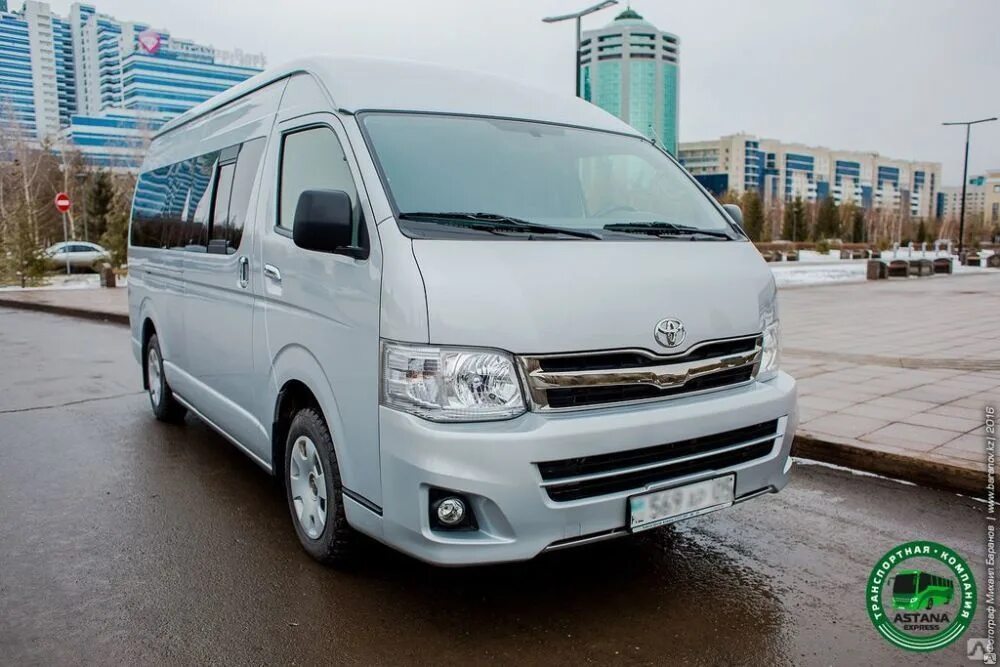 Тойота хайс микроавтобус фото. Тойота хайс кз. Тойота хайс кз. Toyota hiace h200 рестайлинг. Тойота хиасе 2000.