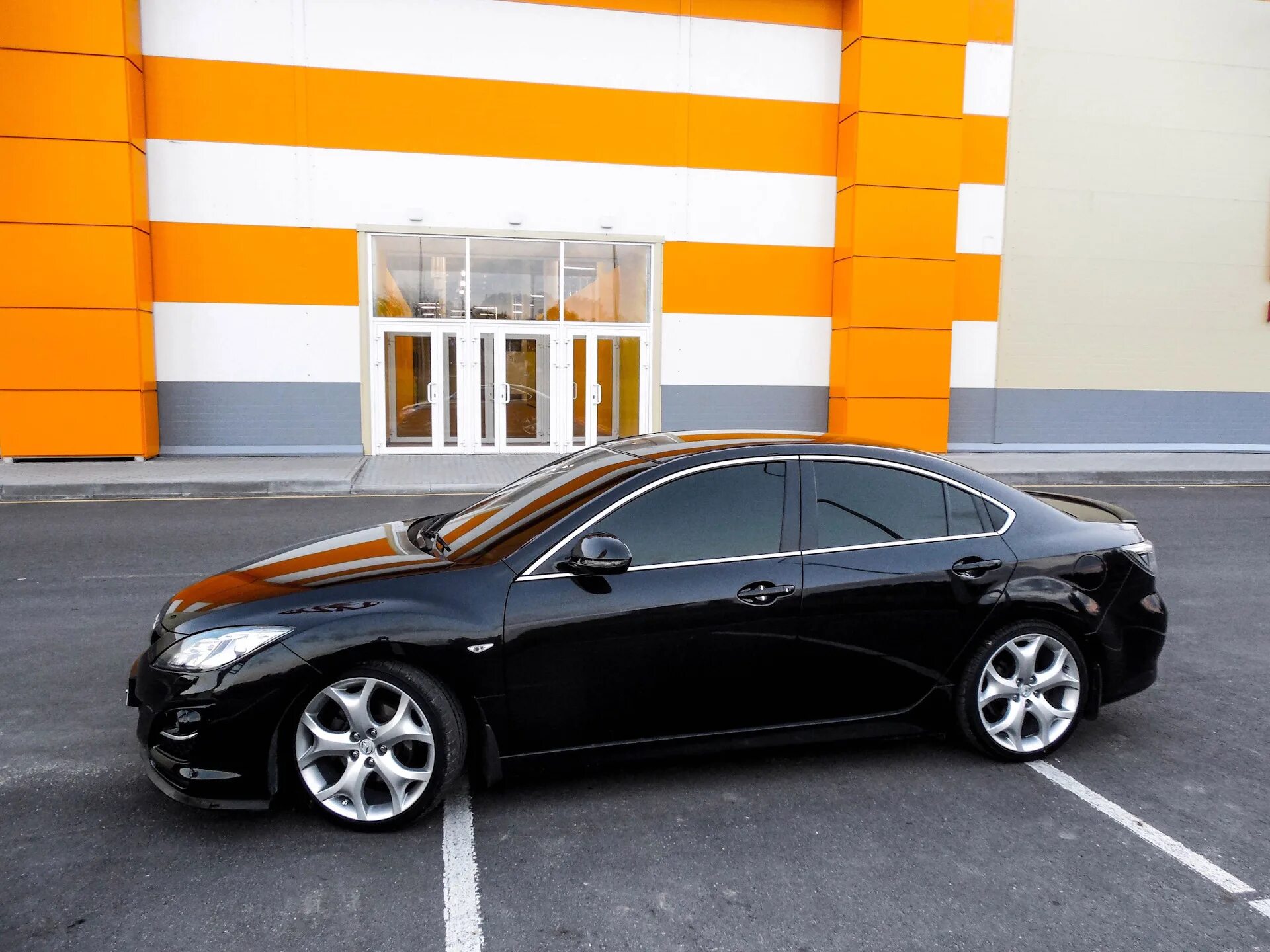 Мазда 6 2011 черная. Мазда 6 2008 1. Mazda 6 2008 r18. Диски мазда 6 2008. Mazda 6 2011.