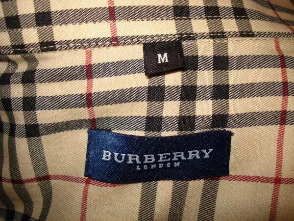 Как отличить burberry. Burberry поло бирки. Burberry London этикетка. Burberry London бирка. Burberry Brit бирка.