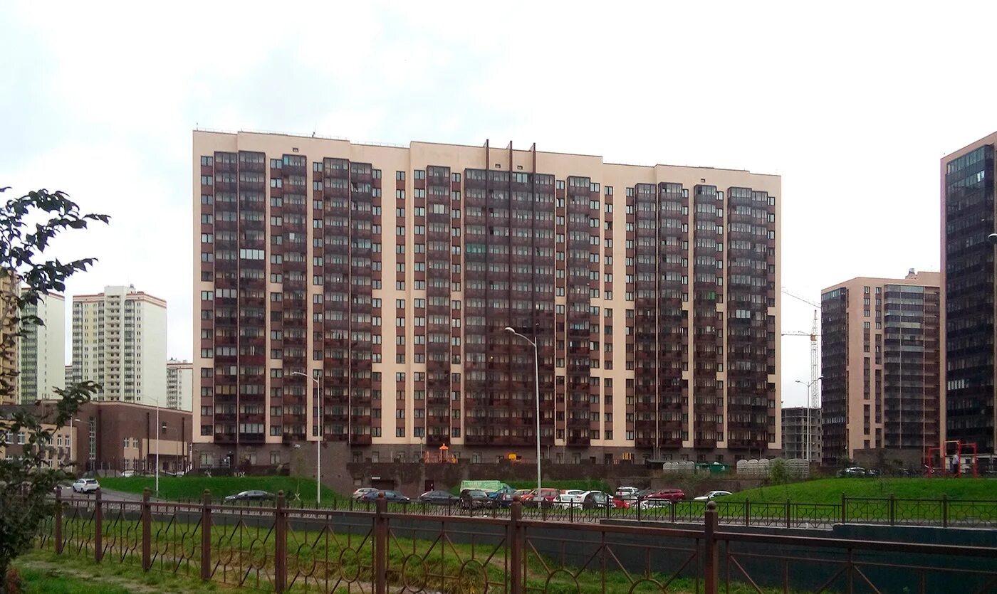 Бульвар менделеева 1. Проспект менделеева мурино. Мясной 1 мурино менделеева. Бульвар менделеева 1. Ленинградская область всеволожский район мурино бульвар менделеева.