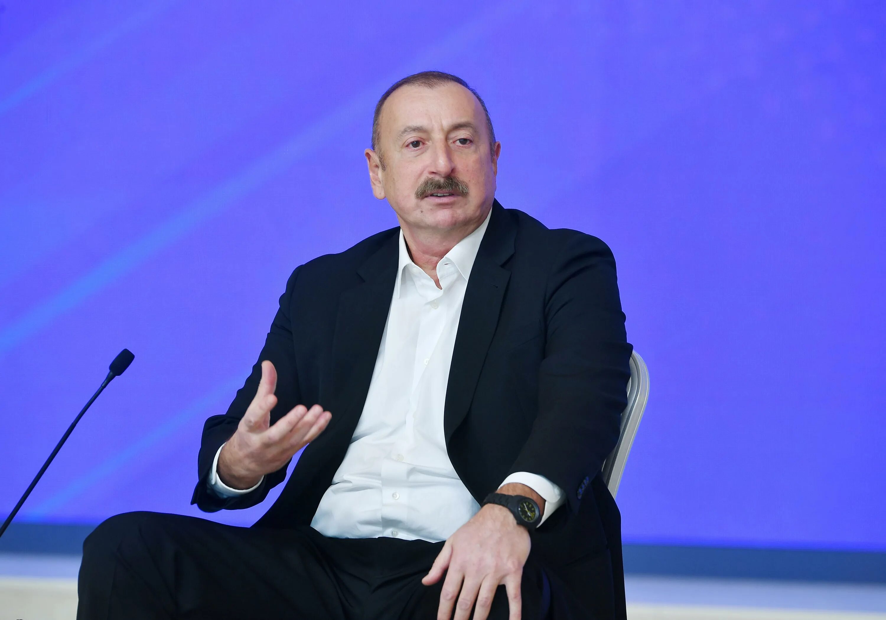 Алиев армянин. Hikmat hajiyev. Алиев. Ильхама алиев. Алиев армянин.