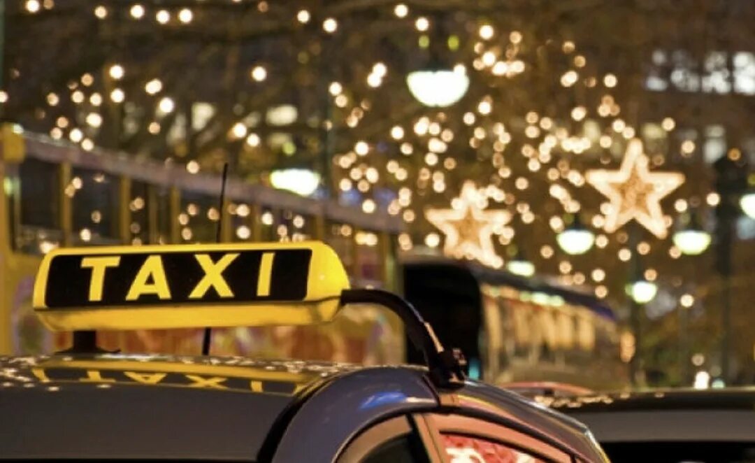 машина "такси". такси новый год. яндекс такси. новогоднее такси. новогодний таксист.