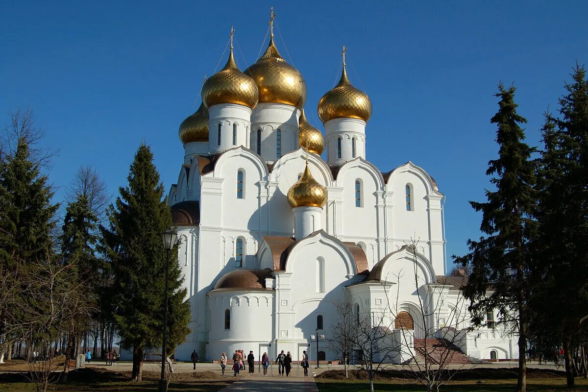 Соборы храмы музеи. Соборы храмы музеи. Исаакиевский собор. Исаакиевский собор в санкт-петербурге. Исаакиевский собор интерьер.