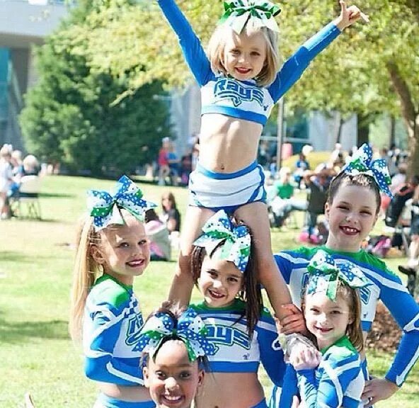 Спортивная команда. Черлидинг москва. Тим тим черлидерши. 4 герлз тим. Черлидинг москва.