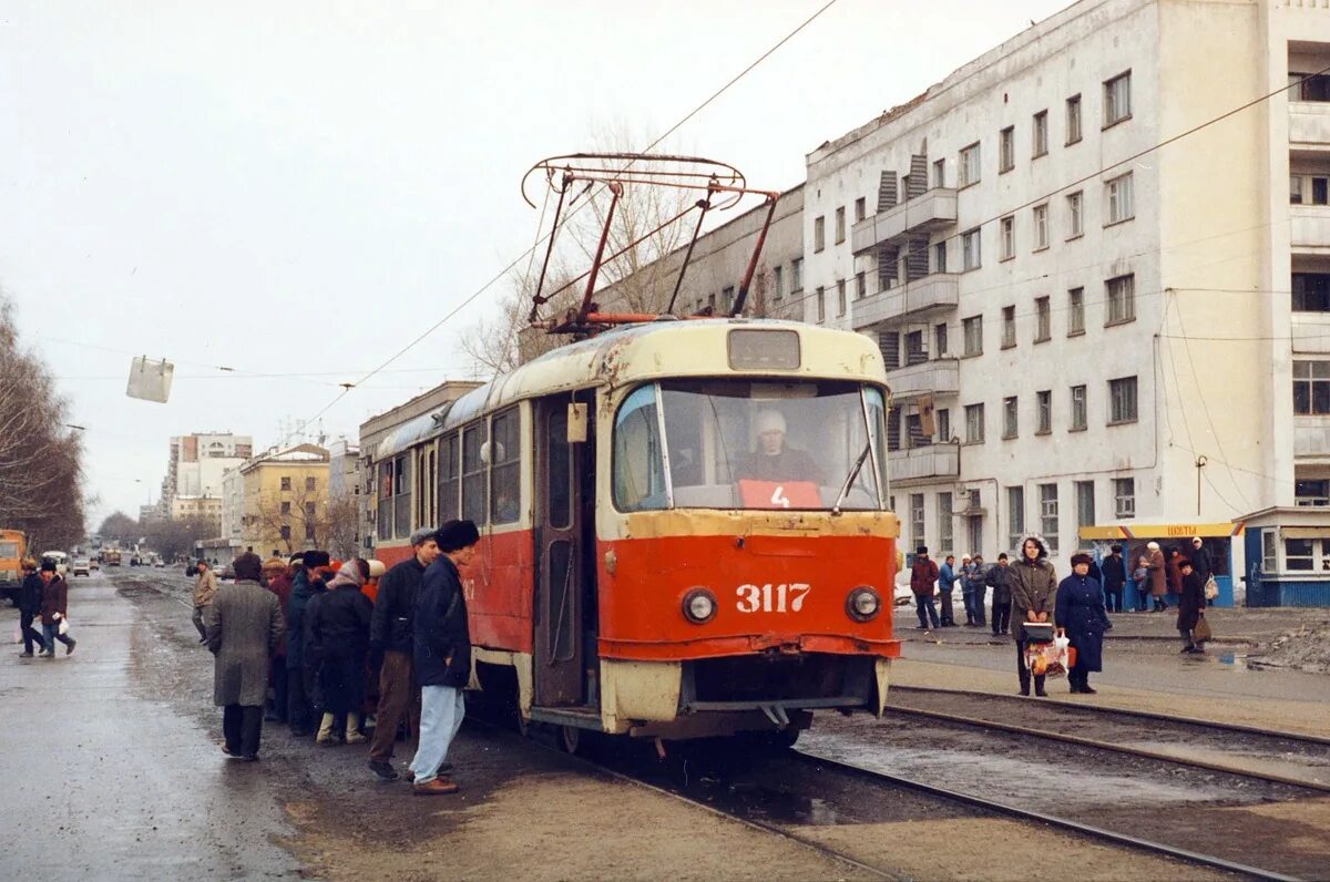 1994 год октябрь. Уфа 90е. Уфа 1994. Уфа в 90. Революционная 90 Уфа.