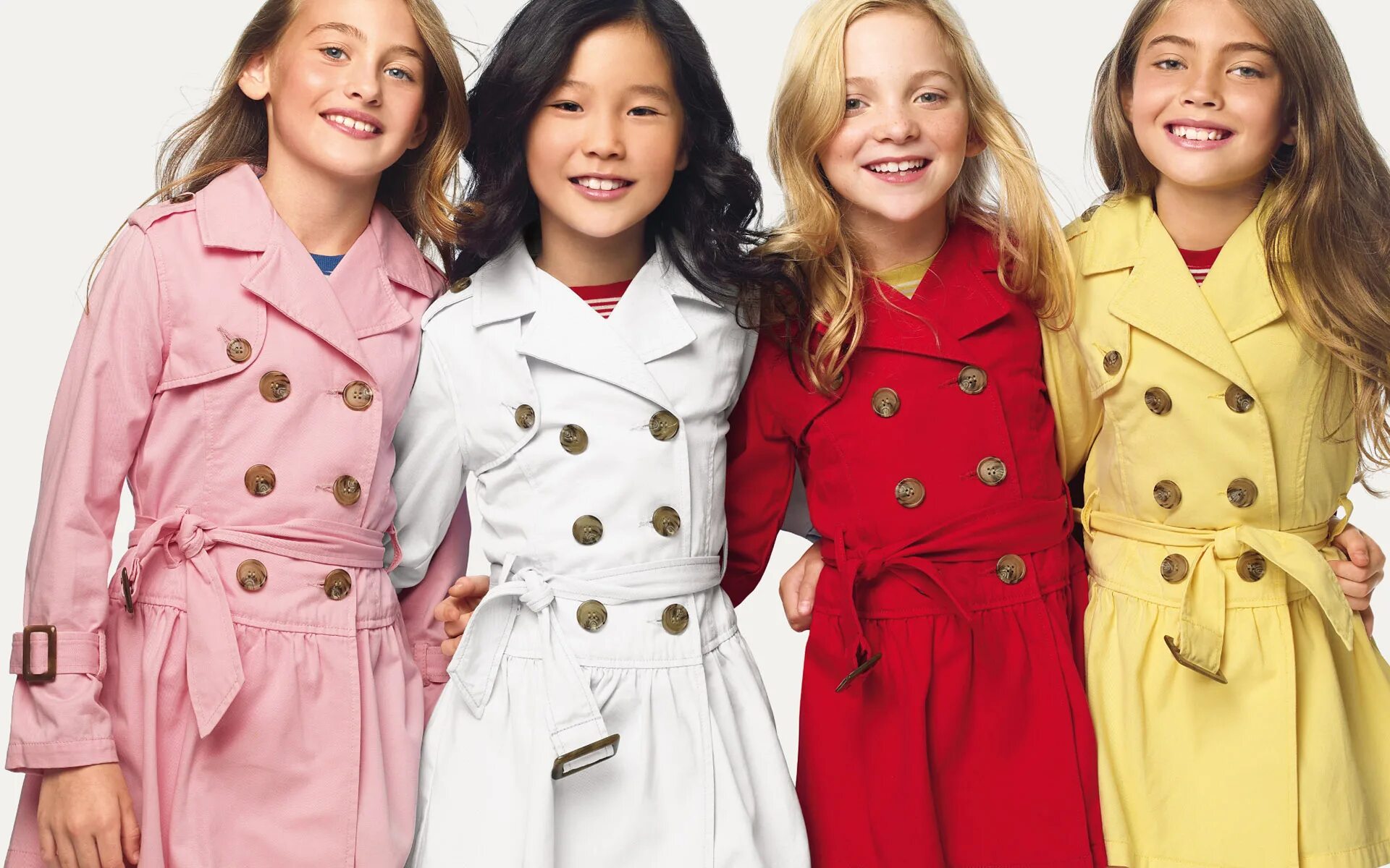 Colour children. Детский одежда. Стильная одежда для девочек. Детские модные халаты. Бенеттон детская одежда.