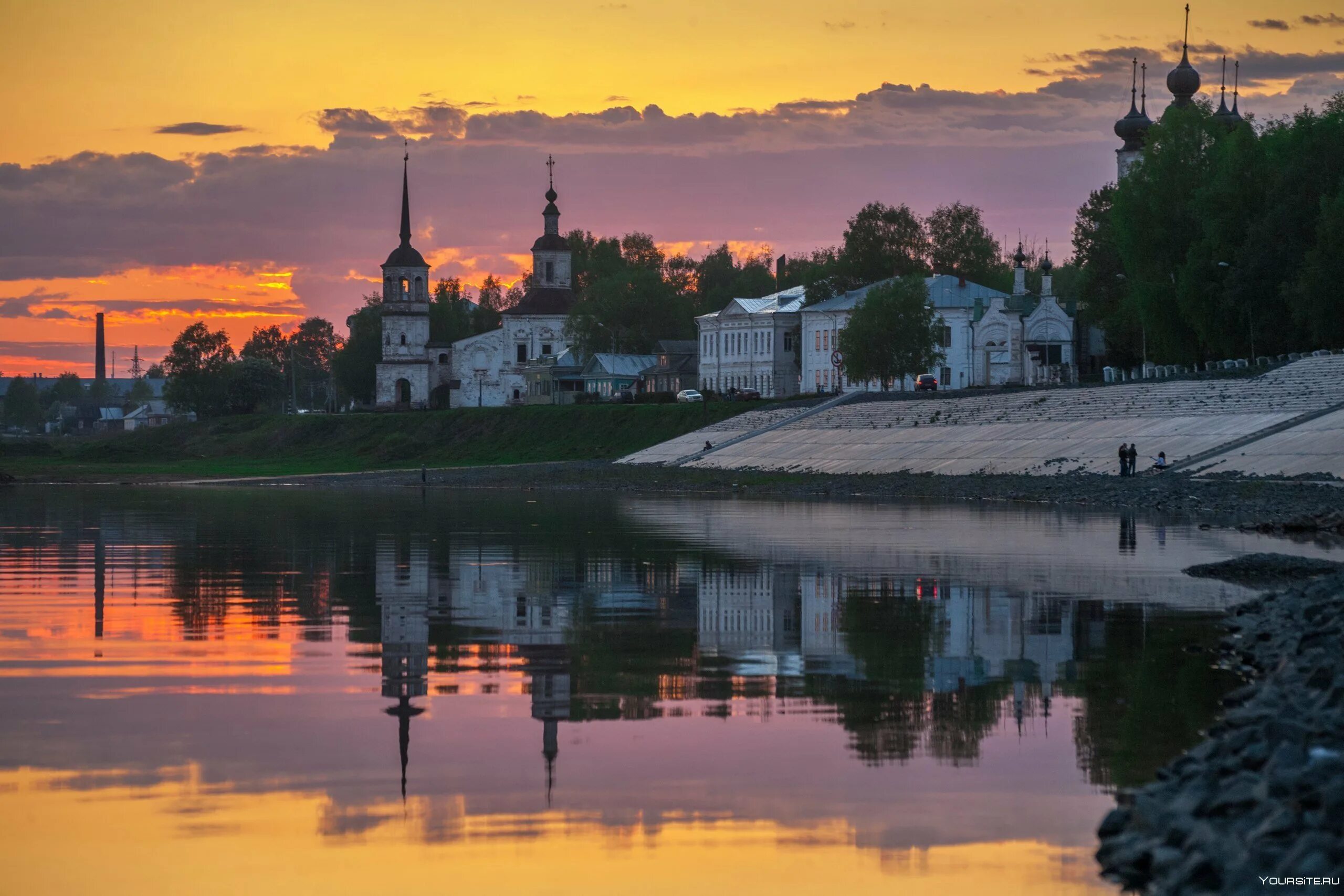 Великий устюг набережная города зима. В городе великом устюге. В городе великом устюге. Великий устюг вологодская область. В городе великом устюге.