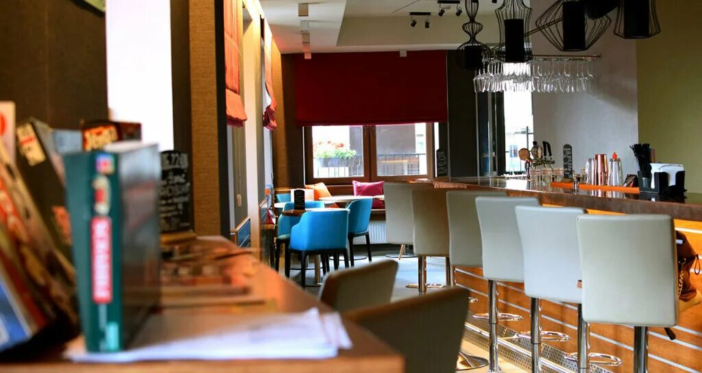 Dd sound cafe. Cafe and sound. Звук в кафе оид. D. Cafe and sound.