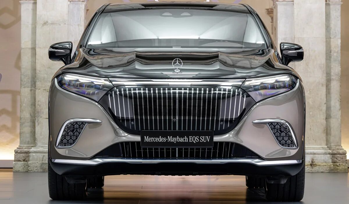 Mercedes eqs suv maybach. Майбах eqs. Mercedes benz maybach 2022. Mercedes-maybach eqs 680 suv. 2023 mercedes eqs suv.