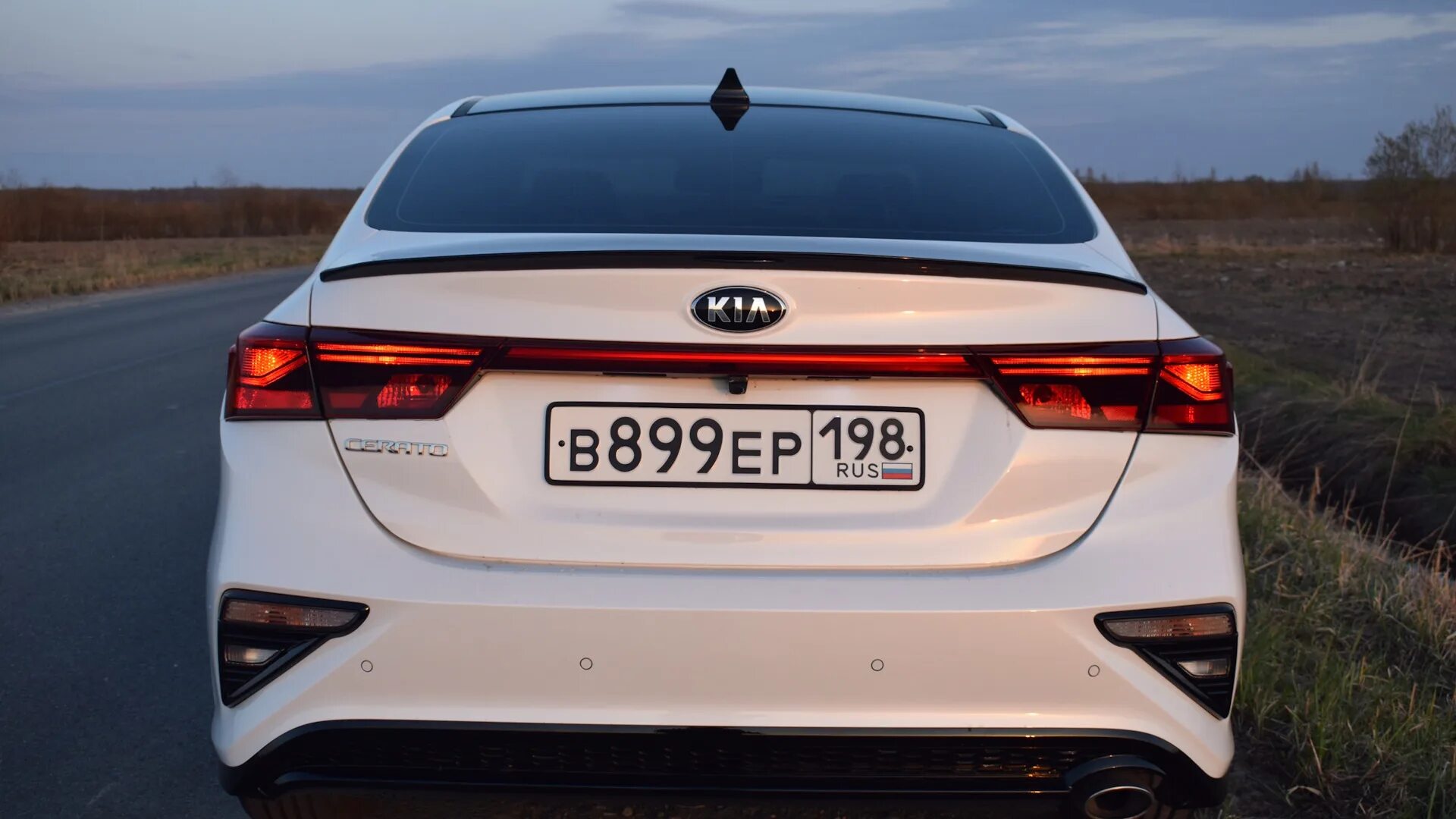 Описание авто Киа Церато Классик - подробный обзор Kia Cerato Classic с фото и в
