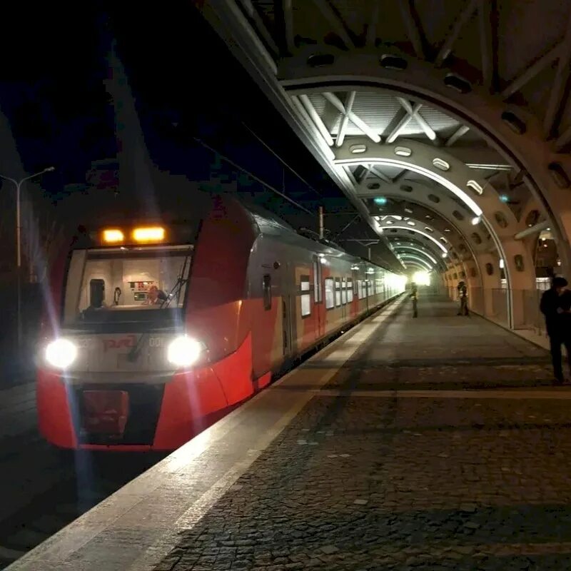 Ласточка невьянск. Ласточку ЕКБ Кольцово-Нижний Тагил. Ласточка Тагил. Ласточка Кольцово. Ласточка Нижний Тагил.