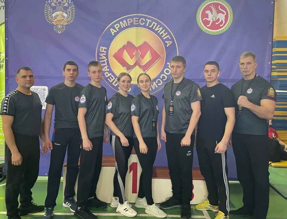 чемпион пфо армрестлинг. нижнекамск армрестлинг соревнования. студенты спортсмены. нижнекамск соревнования армрестлинг. нижнекамск армрестлинг соревнования.