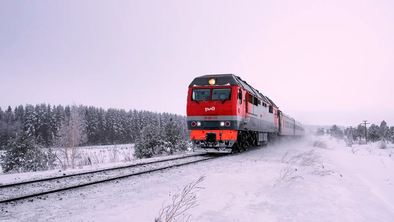 Тепловоз тэп70бс. Тепловоз тэп70 с пассажирским поездом. Тэп70бс с грузовым поездом. Тепловоз тэп70 с грузовым поездом. Тэп зимой