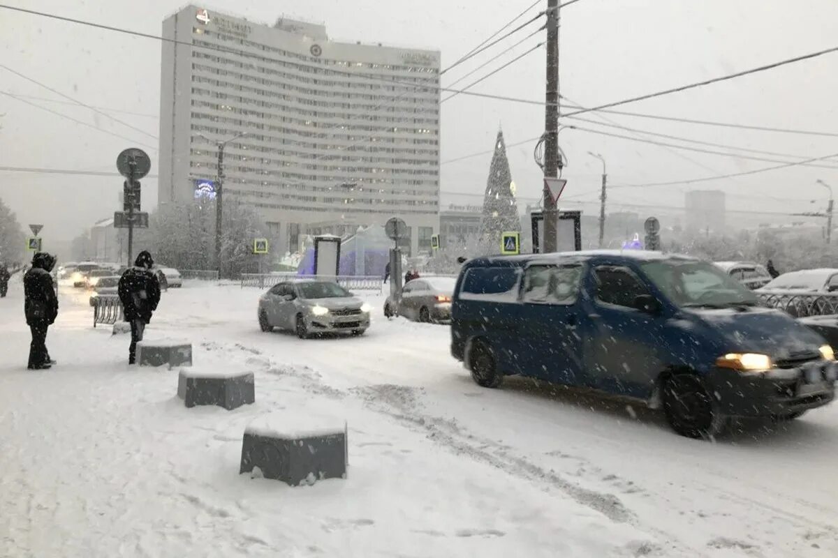 Снег в Мурманске. Сугробы в Мурманске. Метель в Мурманске. Снег в Мурманске сегодня.