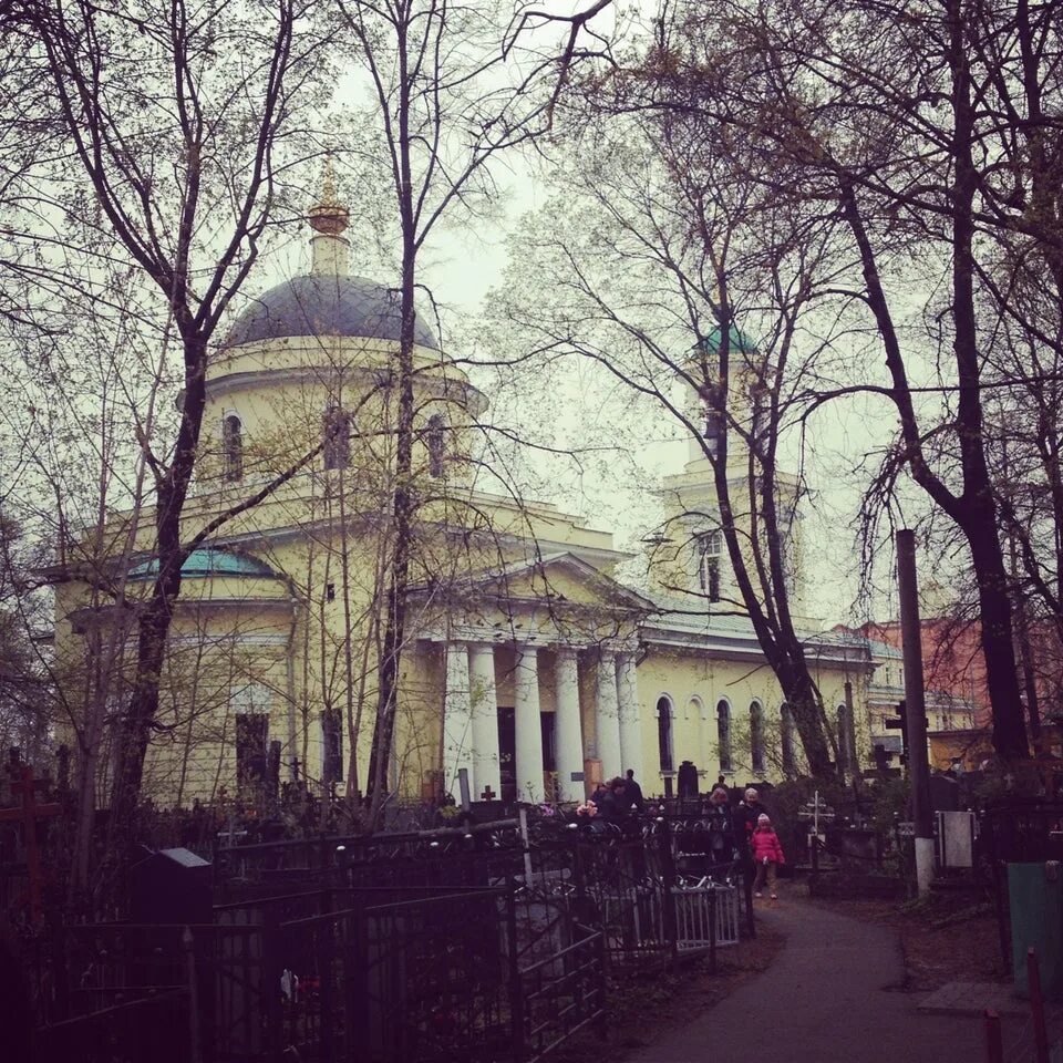 Пятницкое кладбище в москве. Дроболитейный переулок пятницкое кладбище. Дроболитейный переулок пятницкое кладбище. Пятницкое кладбище знаменитости похороненные на пятницком. Пятницкое кладбище отзывы.