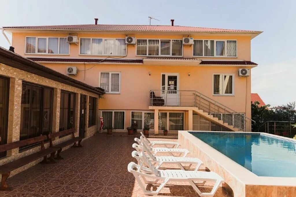 клевер гостевой дом сочи. клевер отель сочи. гостевой дом клевер. адлер сочи гостевой дом клевер. клевер гостевой дом витязево.