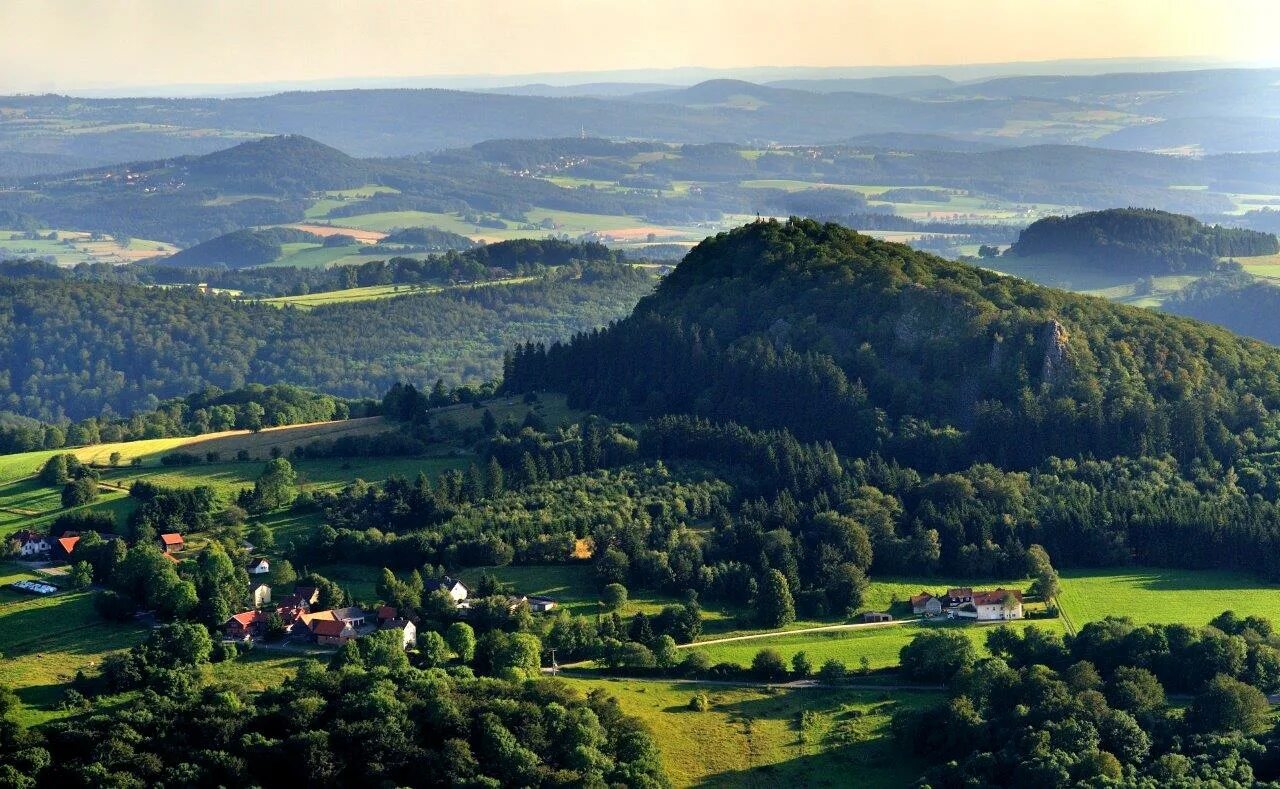 Гессе страна. Гессен Landschaft. Федеральная земля Гессен. Гора Гессен, Германия.. Гессен Германия ландшафт.