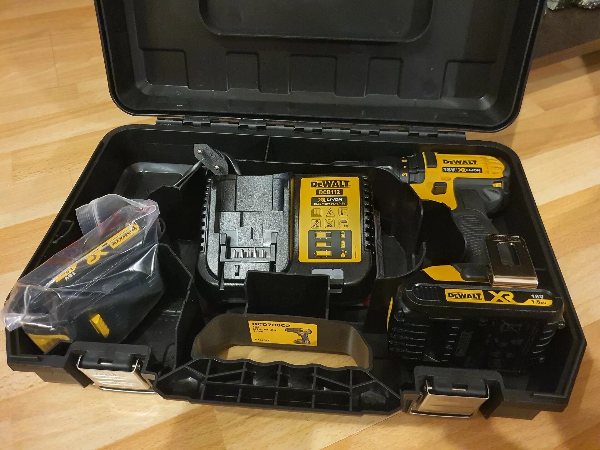 Dewalt dxv23plpta. Dcd 780 dewalt. dewalt id7115. шуруповёрт dewalt c0rdless drill. dewalt dcd791p2 type1.