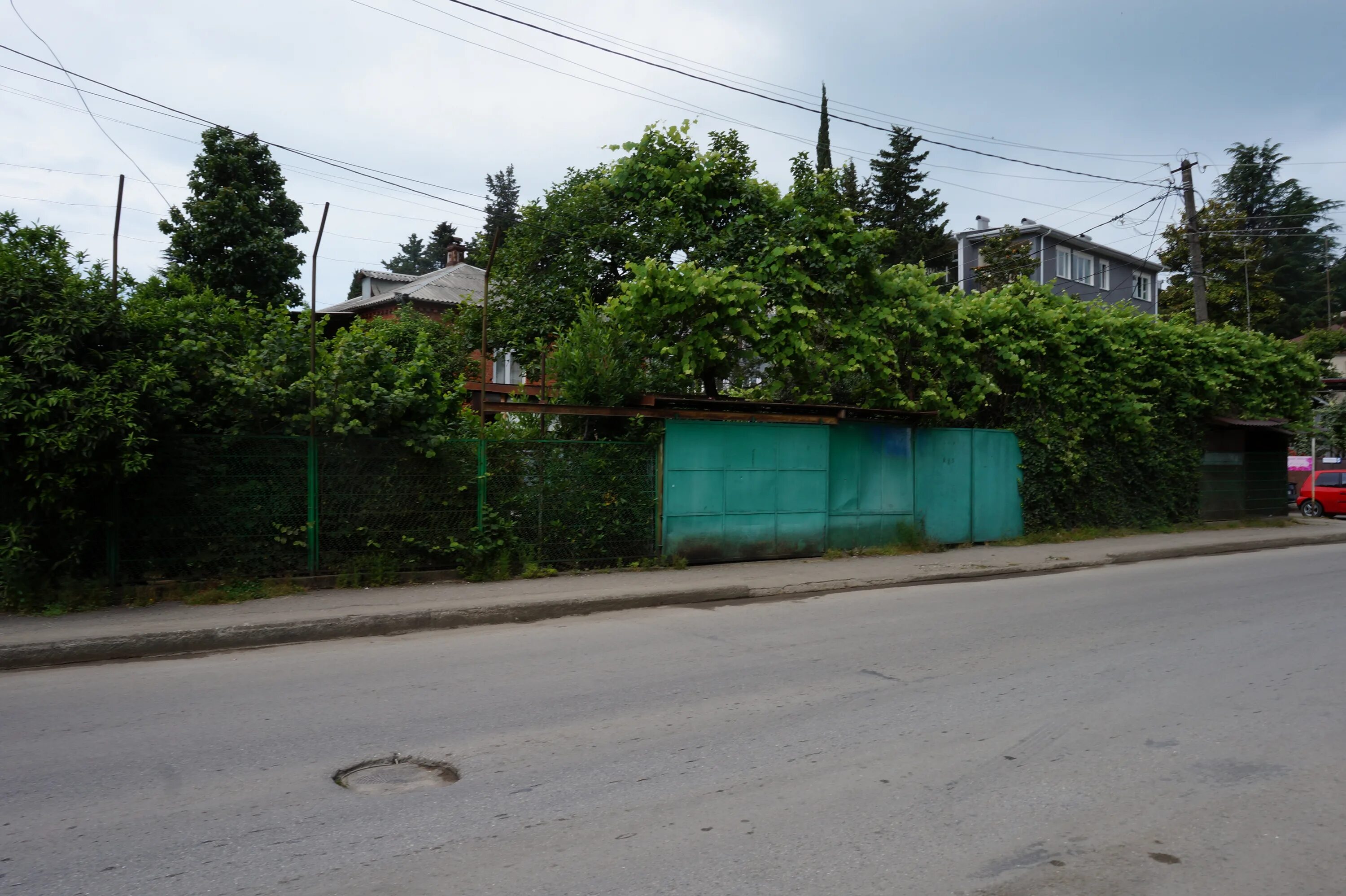 Гагра апсха леона 31. Абхазия улица апсха леона. Город гагры улица апсха леона. Гагра апсха леона 47. Абхазия улица апсха леона.