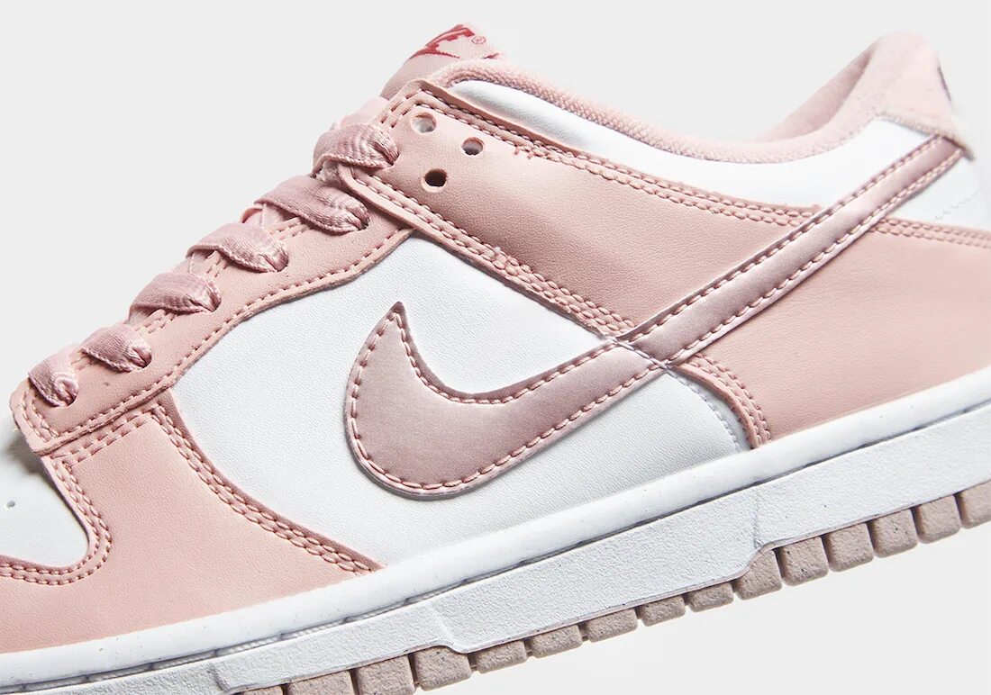 Nike triple pink. Найк данк розовые. Найк dunk low pink. Найк данк розовые. Найк данк розовые.