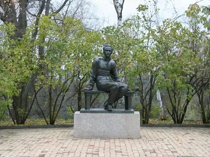 Памятник лермонтову в тарханах