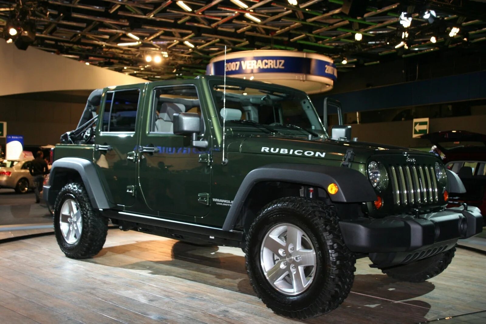 Рубикон 5. Джип Вранглер Рубикон хаки. Jeep Wrangler Rubicon 2007. 3-Х дверные Джипы Рубикон. Машина джип Рубикон зеленый.