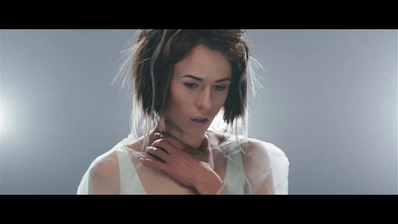 Iowa певица. Песня айовы есть варианты я знаю. Солистка айова. Солистка айова. Айова 140 фото.