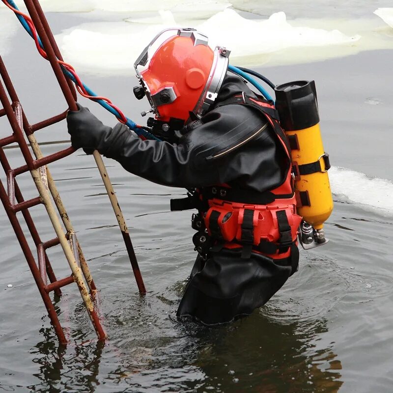 Аварийно спасательное дело. Водолазные спуски. Водолазы России. Водолазно спасательные работы. Спасательная техника на воде.