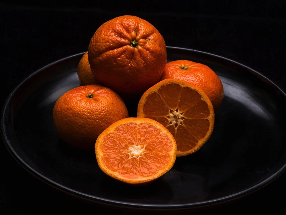 чем полезен апельсин. апельсины на ночь при похудении можно. калории в цитрусовых. апельсины на ночь при похудении можно. полезные фрукты цитрусовые.