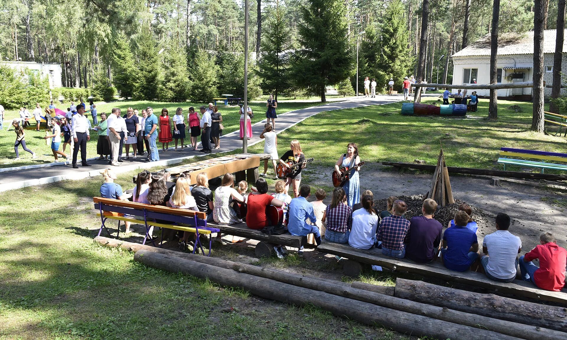 Искорка брянск лагерь корпуса. Брянская область оздоровительный лагерь искорка. Оздоровительный лагерь искорка брянск. Искорка брянск лагерь корпуса. Брянская область оздоровительный лагерь искорка.