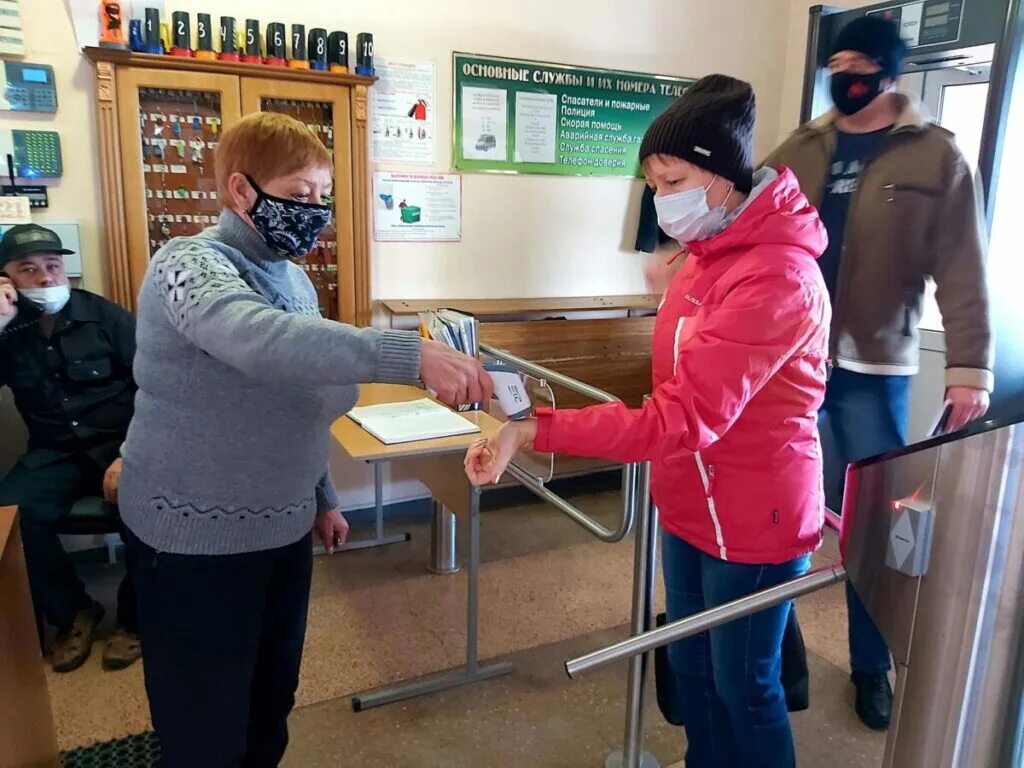 (честнейшин н. Управление образования уссурийск. Защищенный канал новостей управление образования уссурийск. Администрация образования г уссурийска. Первый образовательный уссурийск.